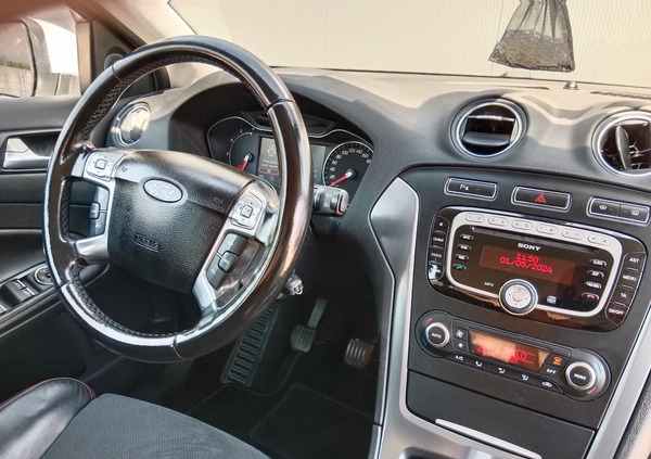 Ford Mondeo cena 24999 przebieg: 270000, rok produkcji 2012 z Wałbrzych małe 121